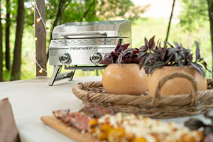 Megamaster Premium Outdoor Cooking 2-Brenner-Grill, beim Camping, in der Außenküche, im Terrassengarten, Grill mit zwei klappbaren Beinen, Silber aus Edelstahl
